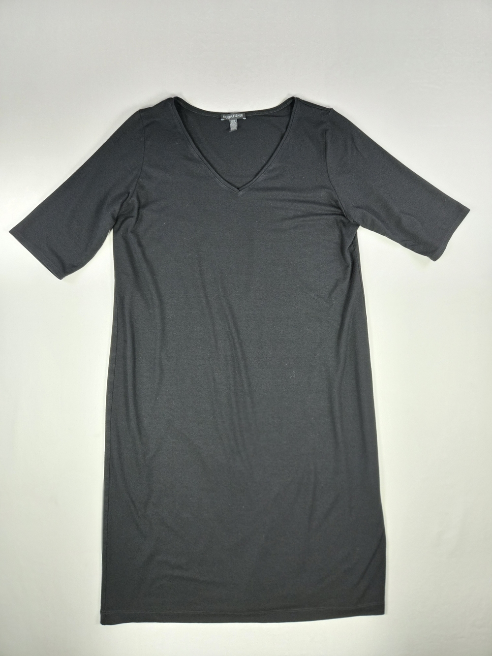 eileen fisher viscose jersey v neck dress Black V-Neck T-Shirt Shift Size Medium Garnet hill